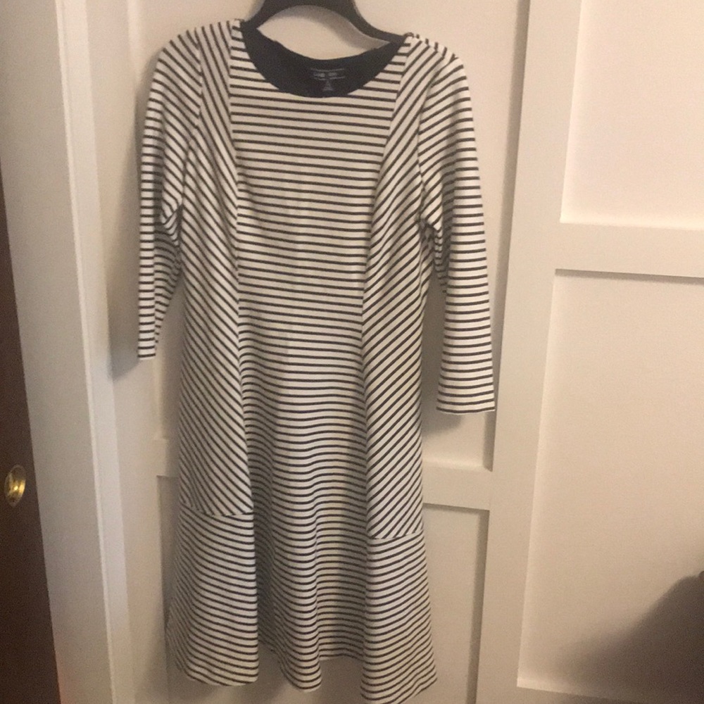 Lands End Women’s Dress Size 6-8
